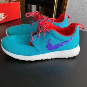 Kids Nike Rosherun Sneakers